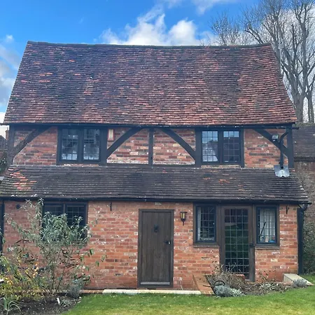 The Coach House Villa Henley-on-Thames Exterior photo